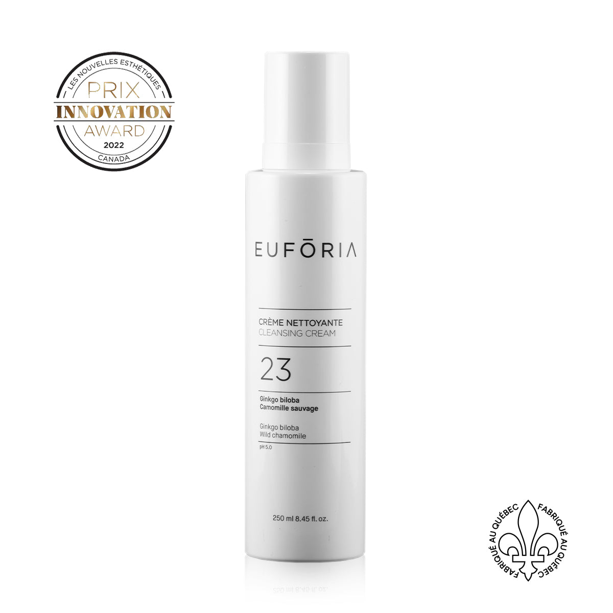 Flacon de Crème Nettoyante #23, 250 ml, avec étiquette indiquant "Ginkgo biloba", "Camomille sauvage", décoré du prix "Innovation Award 2022" et du label "Fabriqué au Québec".