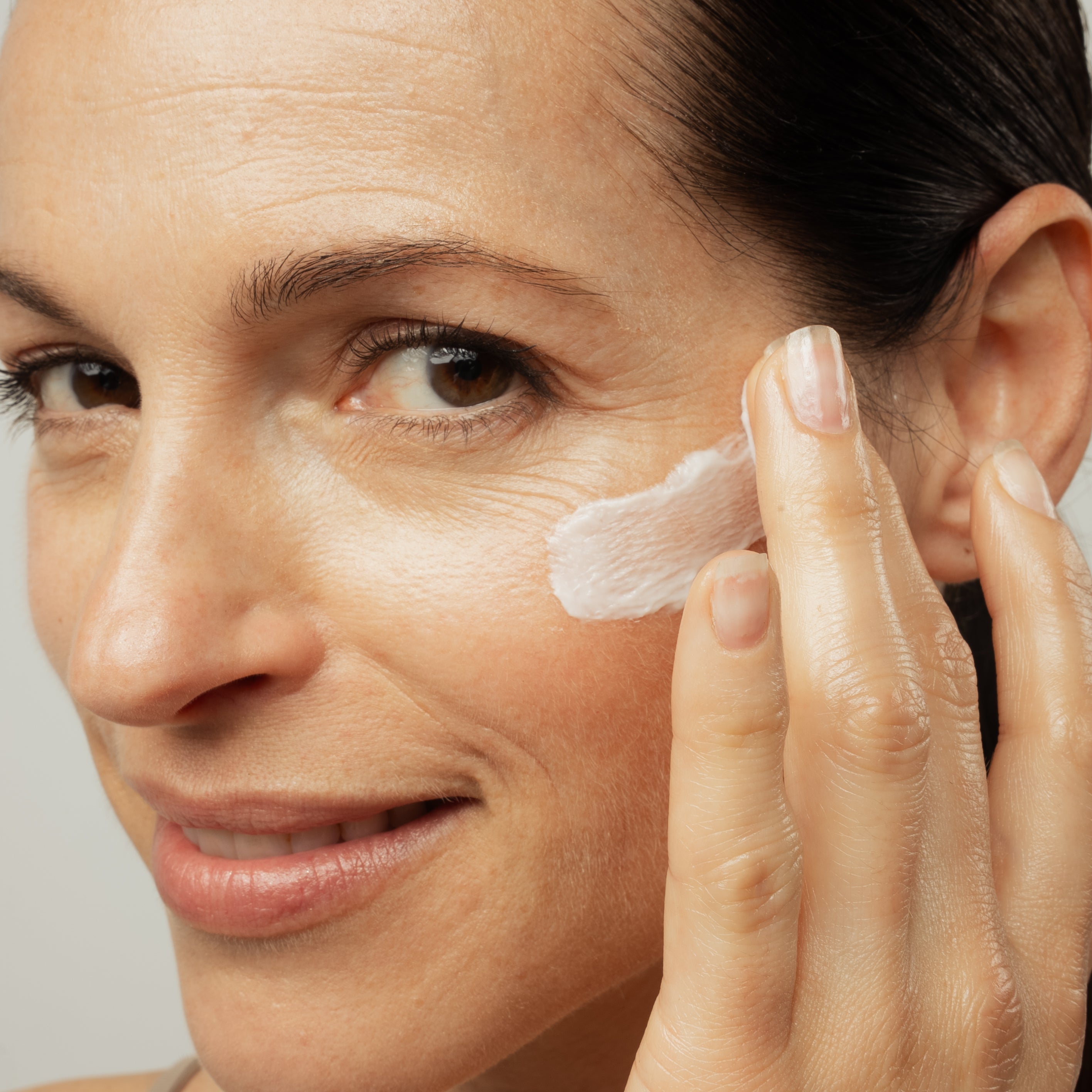 Routine de soins du visage pour les peaux sèches