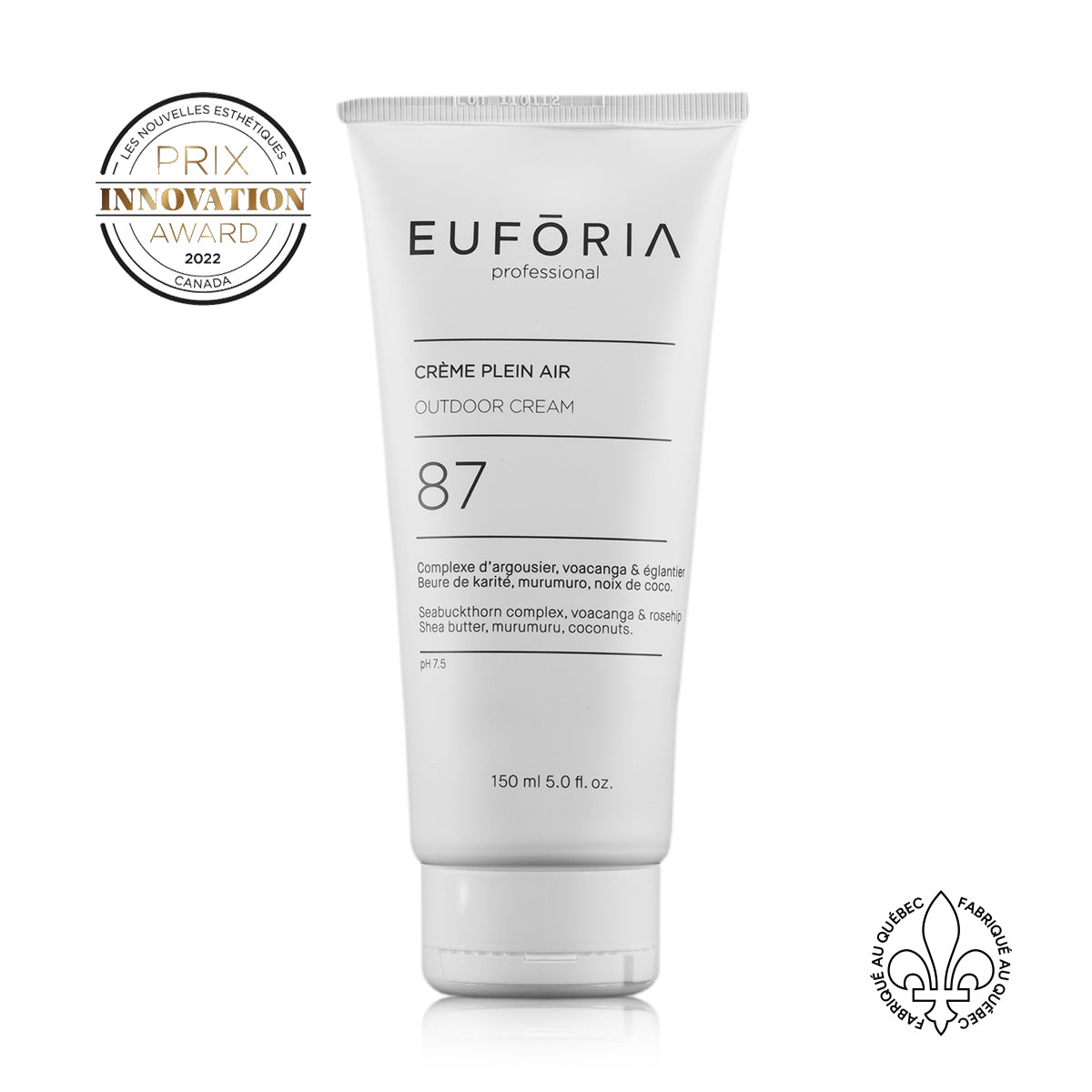 Crème Plein Air #87 : Tube de Crème Plein Air #87, 150 ml, avec étiquette indiquant "Complexe d'argousier, voacanga et églantier", "Shea butter, murumuru, coconuts". Le produit est décoré d'un prix "Innovation Award 2022" et d'un label "Fabriqué au Québec".
